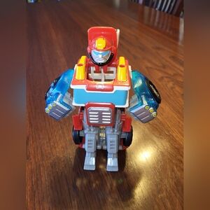 Playskool Heroes Transformer Rescue Bot Heatwave Firetruck Bot Action Figure Toy